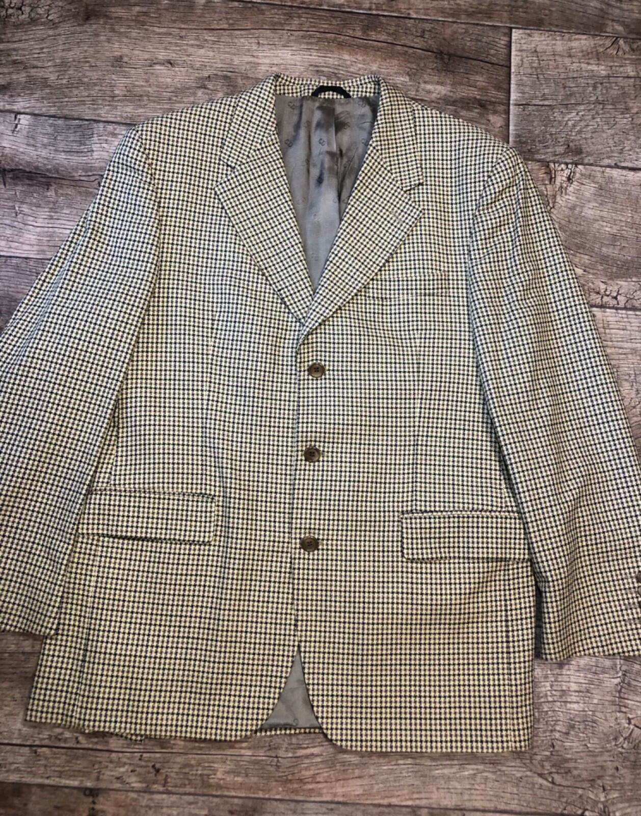 Picture 3 of 16