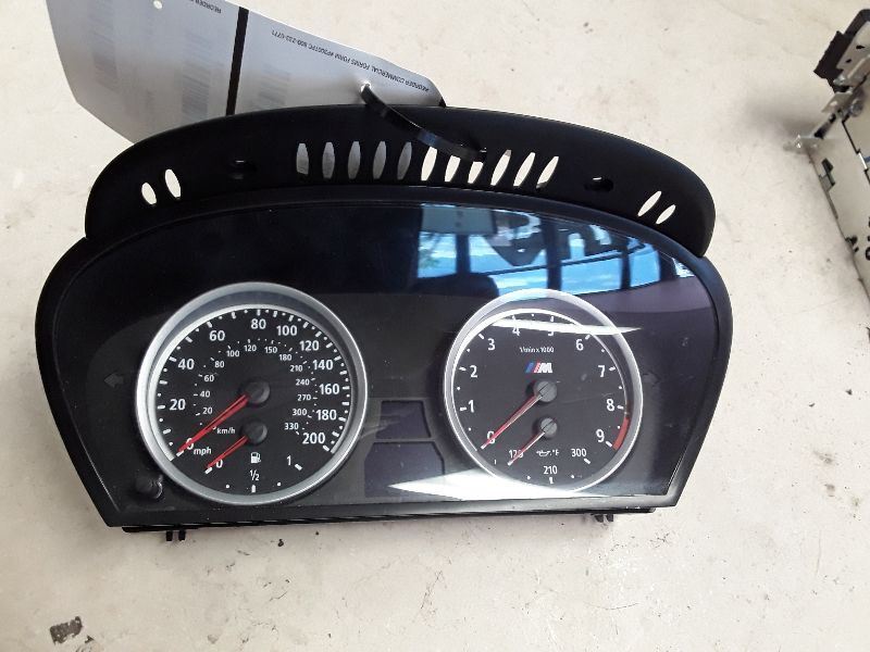 06 07 08 09 10 BMW M5 M6 SPEEDOMETER CLUSTER MPH US MARKET OEM 62.117