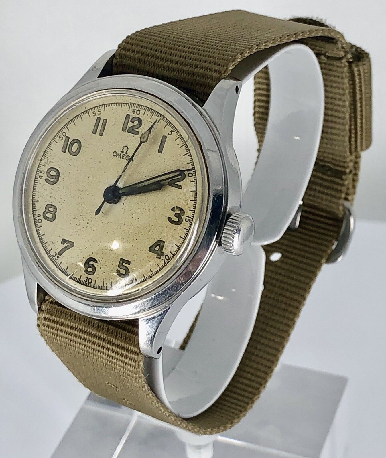 Gents 1939 Omega 2179 All original un-refinished WWII Watch, Cal 30T2. No Res