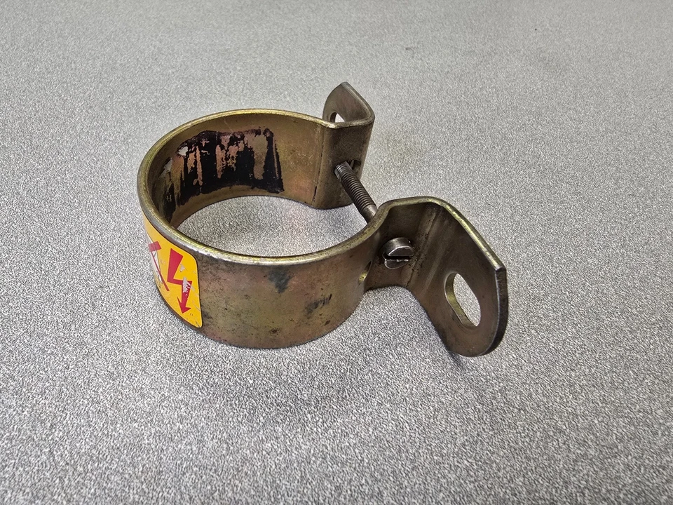 BONITO SOPORTE DE MONTAJE BOBINA IGN ORIGINAL USADO PORSCHE 911 930 914-6 55X30 69-89 1 Foto 2 de 3