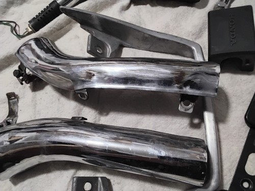 1983 Honda Nighthawk 650 Side Covers Fenders lights Misc Part Hardware Foot Pegs - Picture 7 of 18