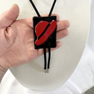 80s Vintage Retro Red Hat Western Bolo Tie