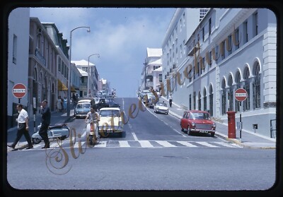 Hamilton Bermuda Street Scene Cars Hog Penny Pub 1960s 35mm Slide
