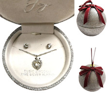 FINE SILVER PLATED CRYSTAL HEART NECKLACE CHAIN,STUD EARRINGS-ORNAMENT BOX
