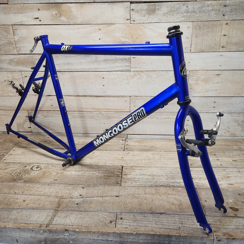 Cuadro y horquilla Mongoose PRO DX 3.1 azul años 90 ruedas XL 26" MTB Foto 2 de 4