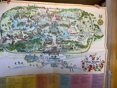 RARE VINTAGE 1970s  WALT DISNEY WORLD MAGIC KINGDOM SOUVENIR GUID MAP 31 X 39