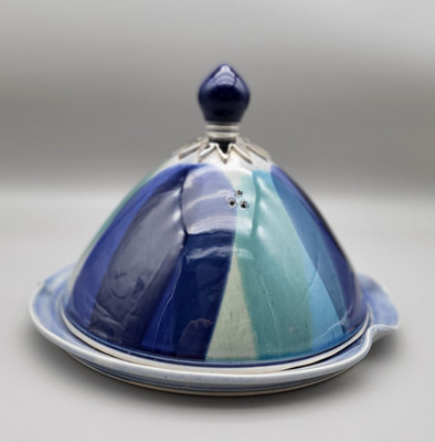 Käseschale mit Deckel gewölbt - geometrisches Muster - 18 cm hoch