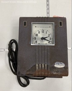 Vintage Stromberg Industrial Mechanical Punch Time Clock Recorder