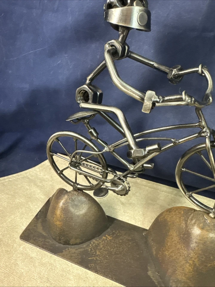 Tuercas y pernos para ciclista de bicicleta escultura de metal X juegos BMX bicicleta corredor - 10” de alto Foto 3 de 4