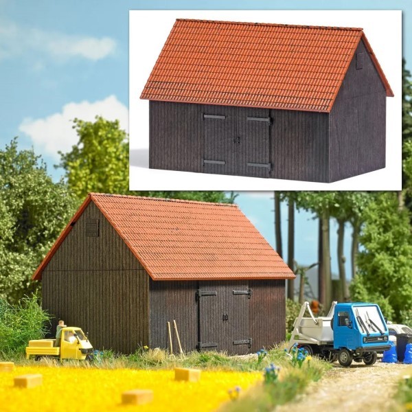 Busch 1900 Scheune mit Ziegeldach H0 + Neu