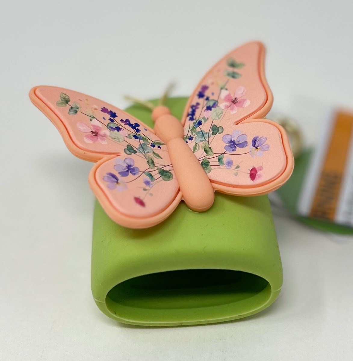 NEW BATH & BODY WORKS FLORAL BUTTERFLY POCKETBAC HOLDER HAND