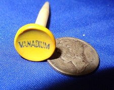RARE VINTAGE ANTIQUE ADVERTISING CELLULOID GOLF TEES, VANADIUM