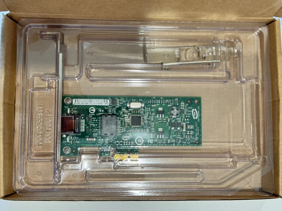 Адаптер настольный Intel Gigabit EXPI9301CTBLK Yotta mark CT с обоими кронштейнами - Изображение 2 из 2