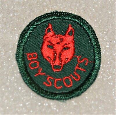 Red Wolf Cub Tenderpad Boy Scouts Rank Uniform Badge Cut Edge Thick Border