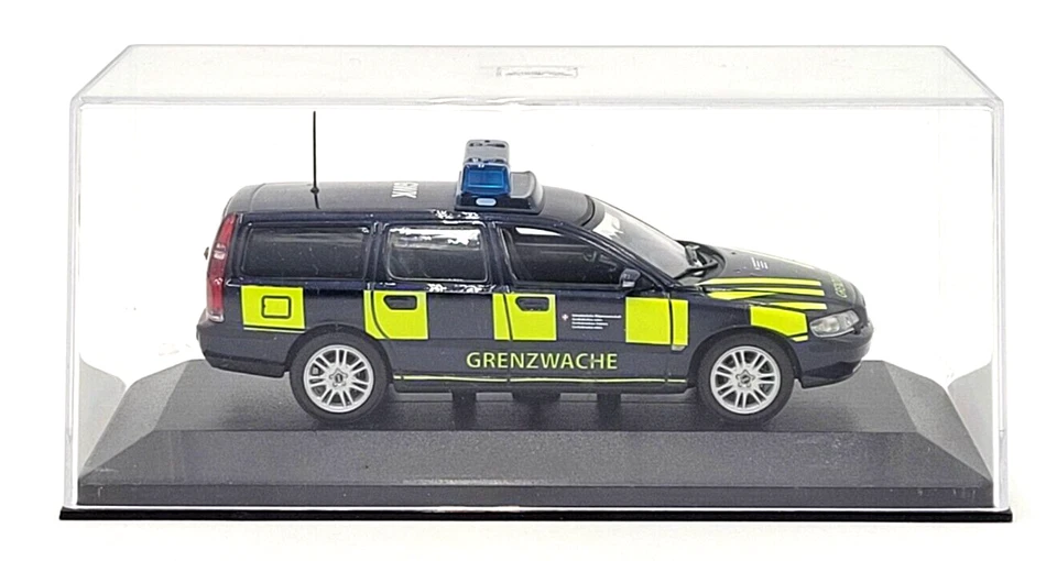 MiniChamps Volvo V70 Grenzwache Schweiz Car 1:43 Scale Diecast Police Car - Image 2 of 4