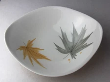 Ben Siebel Informal Iroquois Harvest Time Oval Serving Dish