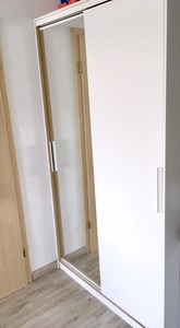 Ikea Kleiderschrank Weiss In Gutem Zustand Normale Gebrauchsspuren Ebay