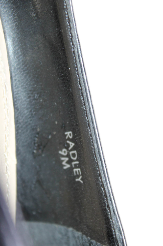 Zapatos de salón Ellen Tracy para mujer de cuero con punta abierta deslizables Radley negros talla 9 medianos - Imagen 5 de 5