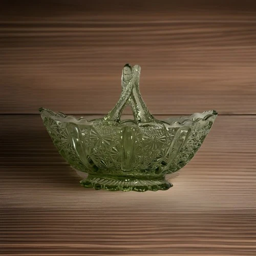 Vintage Fenton Art Rare Green Glass Dish Basket"Daisy and Button" 1960s