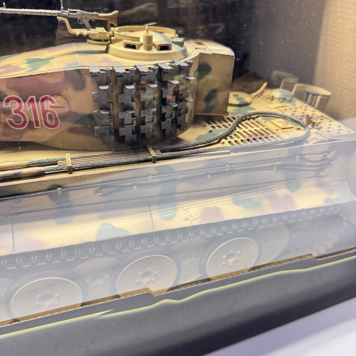 1:16 Merit Tiger I Tank WWII German Army 316 Kurland 1944 Model