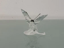 Swarovski Figurine 182920 Butterfly on Leaf 7cm. Excellent Condition