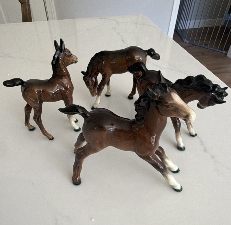 Beswick London Lot of 4 Brown Horse Figurines, Ceramic Model Horses