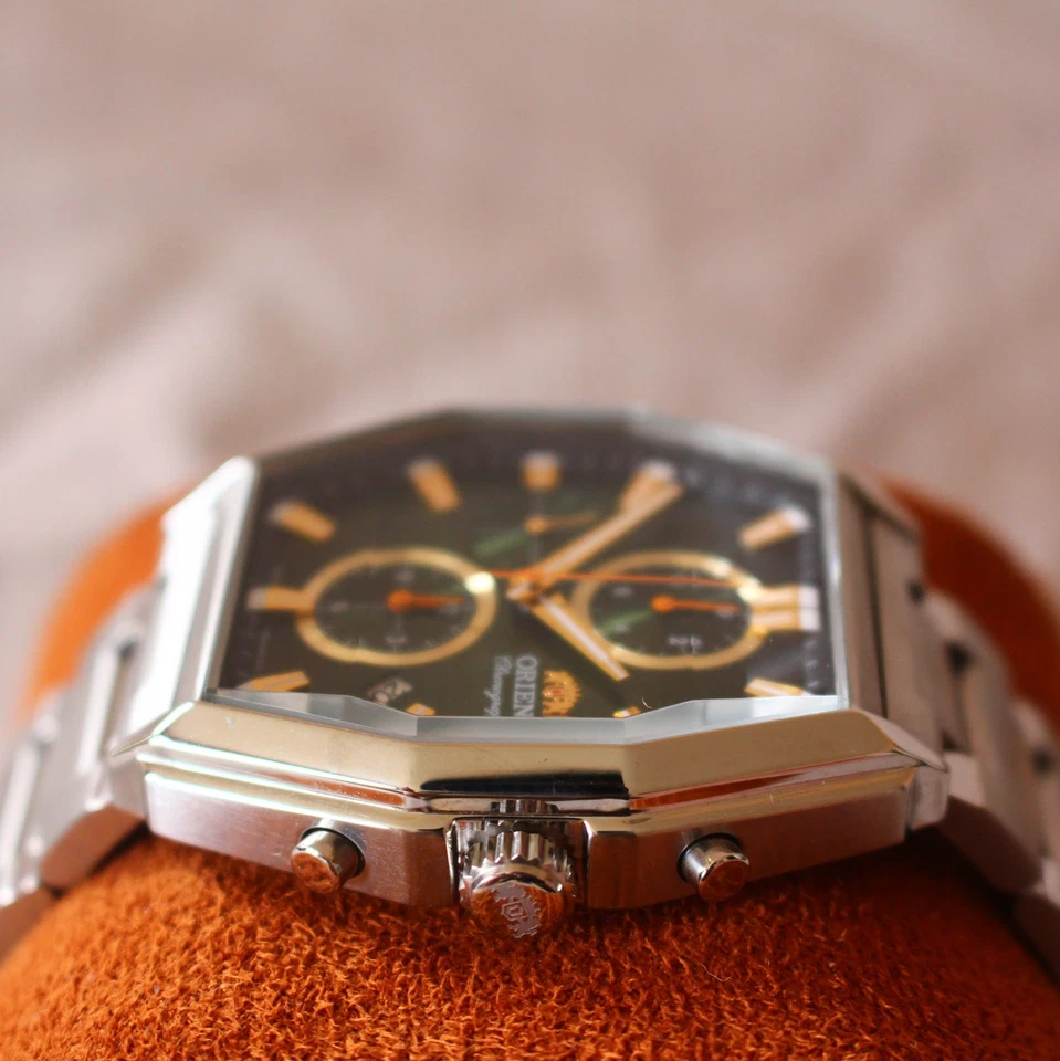 Orient Chronograph Green Dial Meca-Quartz Hexagonal Case Watch - c.2000s - image 3 of 4