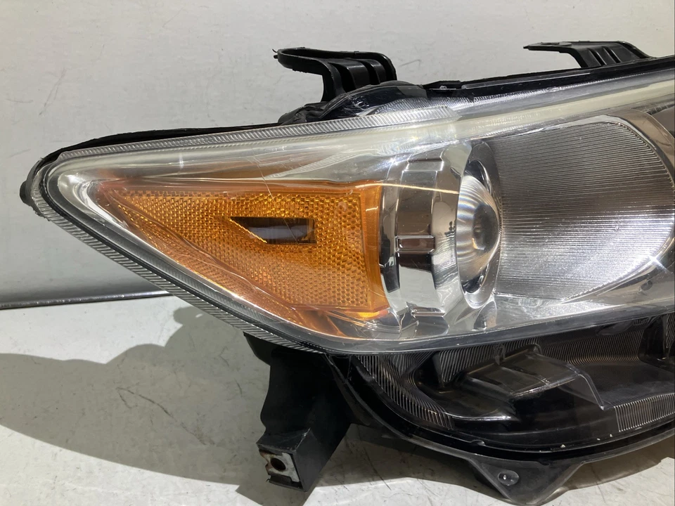 Faro derecho xenón HID 2009-2012 pasajero Toyota Venza OEM 1589 Foto 2 de 4