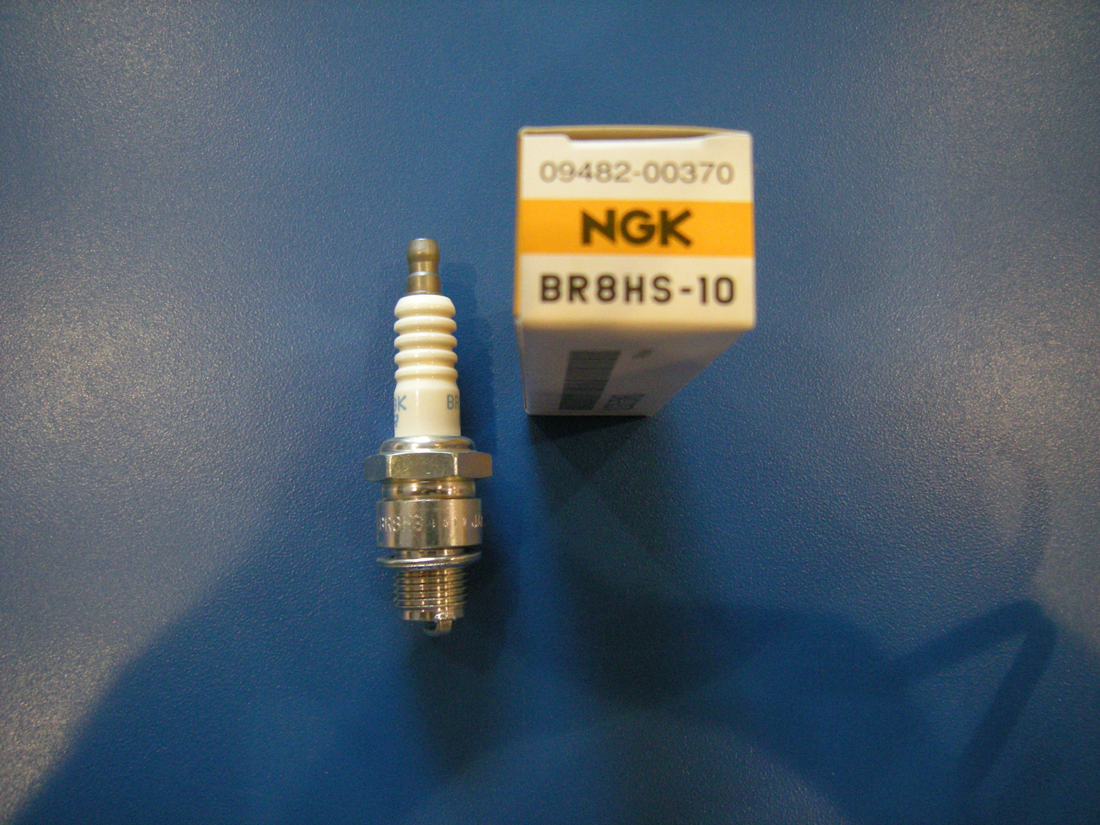 NGK BR8HS - Alternative spark plugs