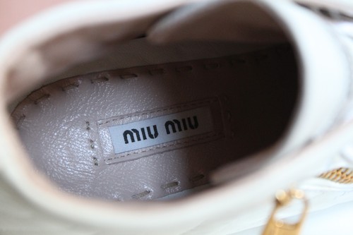 8.5 / 38.5 Miu Miu Pointed Toe White Leather Lace up High Top Sneaker Flat Shoes - Picture 8 of 12