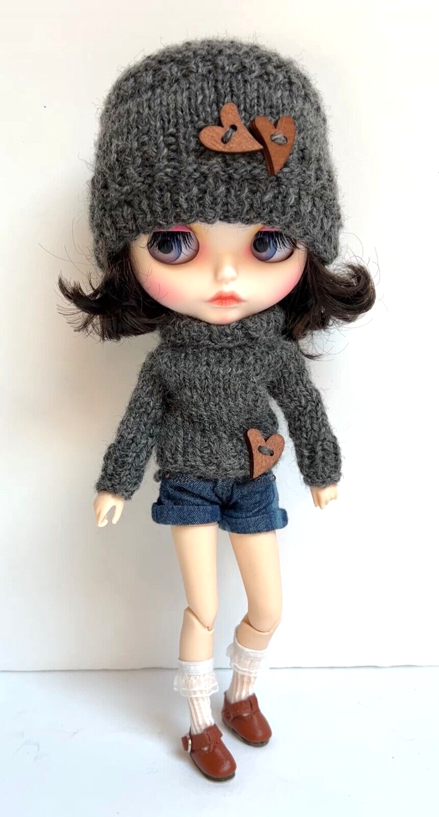 Sweater & Hat for Blythe Doll Gray Handmade Knitted Set Snap Closure At The Back-image