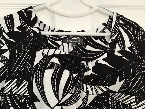 Ladies Bonmarche Top. Size 14. Short Sleeve. Black - Picture 3 of 8