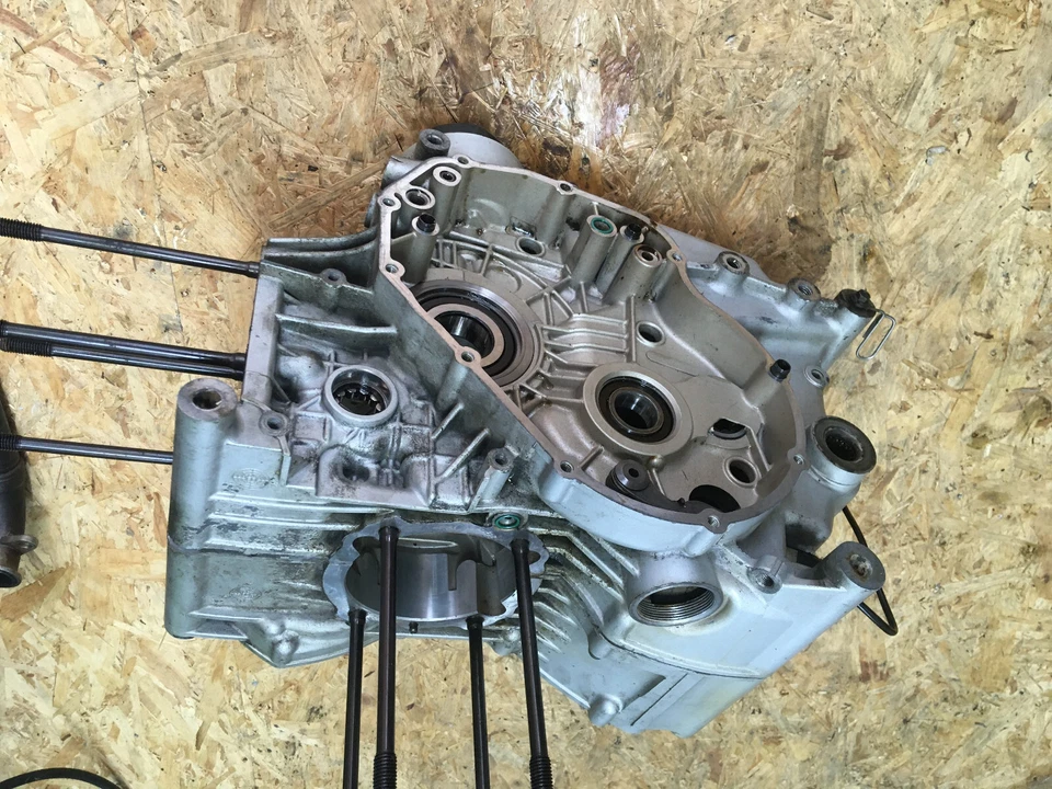 Картерные шатуны двигателя Ducati 750SS FI до 8 000 миль - Изображение 3 из 4