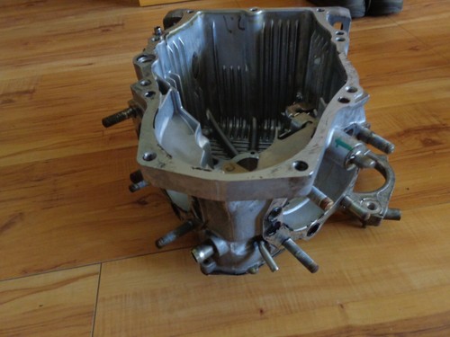 Honda 11100-Z6M-010 Crankcase Made by Honda (23JN1) - Picture 5 of 6