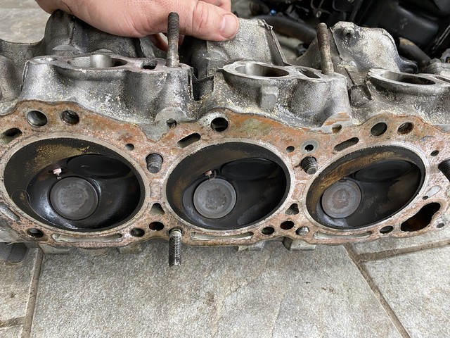 Driver Left Cylinder Head SOHC Fits 97 98 99 00 01 02 Nissan Pathfinder