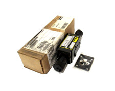 NEW PARKER FM2DDKN-55 HYDRAULIC VALVE FM2DDKN55