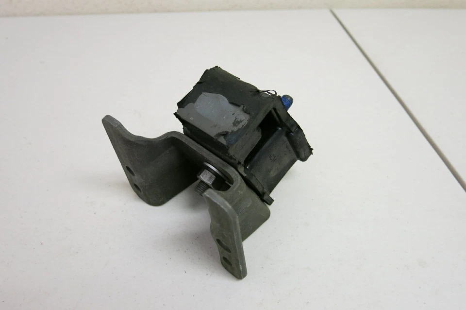 Sealed Power Motor Mount 2405 fits 1973-1979 Datsun 200SX 610 (270-2605) - Image 2 of 3