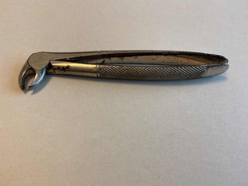 Vintage Dental Tooth Extractor Pliers Dentist Tool unmarked aside from number 22