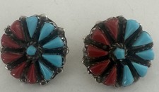 Pretty Estate Zuni Sterling Turquoise Coral Petite Point Small Clip On Earrings
