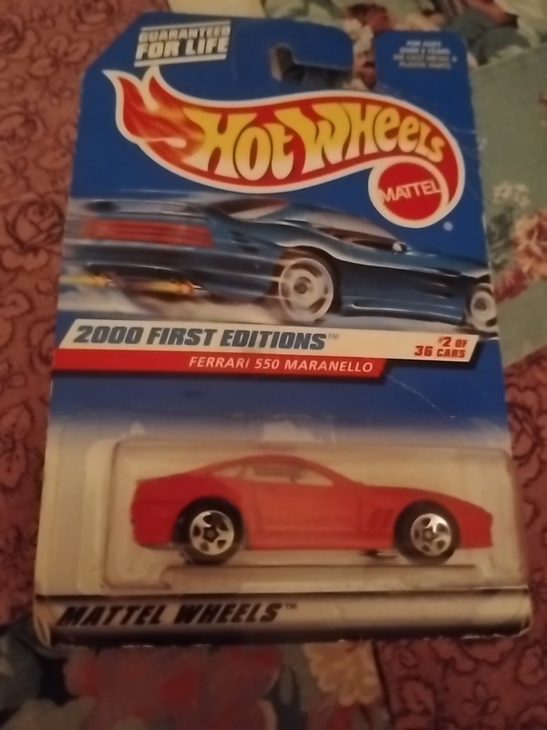Hot Wheels Ferrari 550 Maranello Diecast Car OFFICIAL License