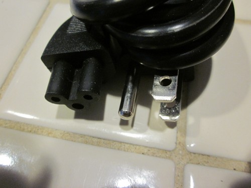 HP 45W USB-C AC adapter for HP P/N: TPN-CA01, 814838-002, 815049-001, A045r031l - Picture 5 of 5