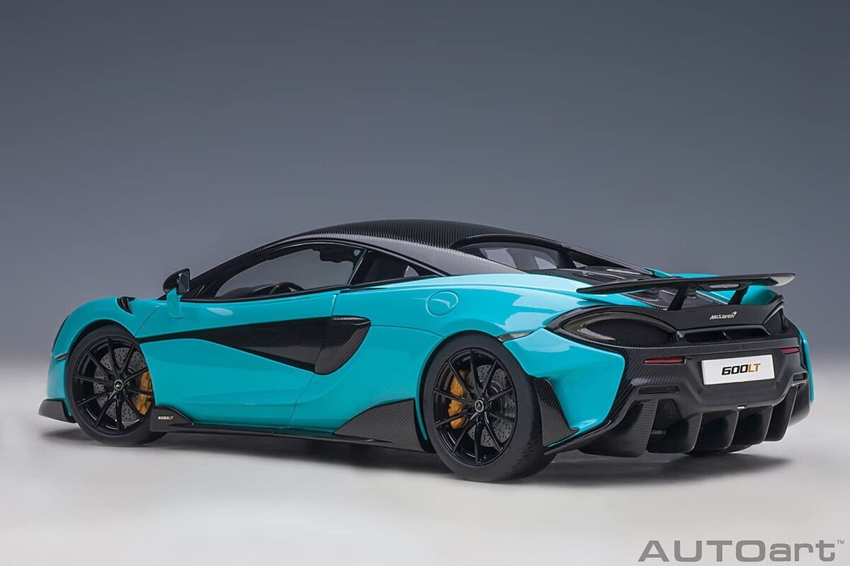 AUTOart 1/18 McLaren 600LT Light Blue Pearl Carbon Roof AUTOart 1/18 McLaren 600LT Light Blue Pearl Carbon Roof
