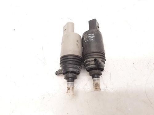 BMW 1 Serie E87 E81 120D 105kW 2007 Scheinwerfer Scheibenwaschanlage Pumpe