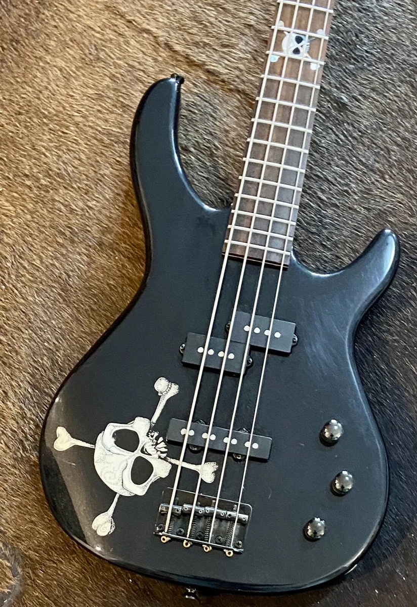Squire fender sale bass