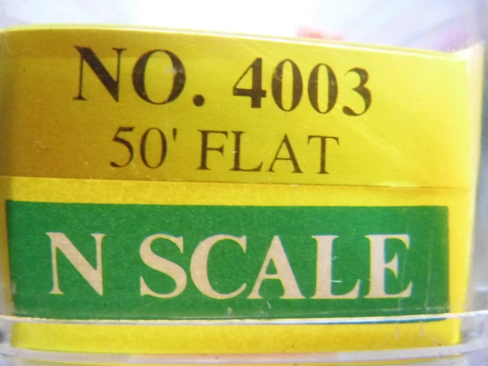N - Model Power 4003 - 50' Flat w/containers, Canadian National  NIB w/M-M cpl - Image 2 of 2