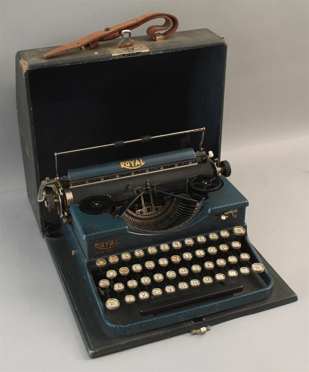 Antique Royal Typewriter In Antique Mercantile, Trade & Factory