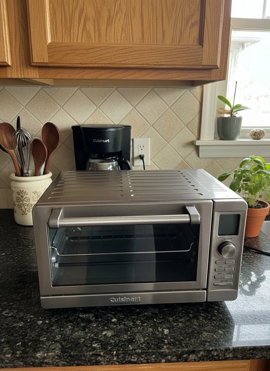 Cuisinart CTO-270PC Deluxe Convection Toaster Oven Broiler Silver Works EUC
Opens in a new window or