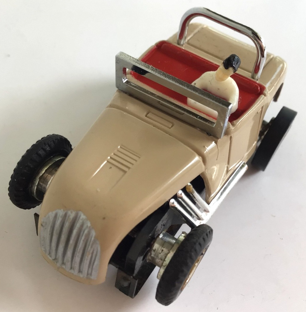 Aurora T-Jet #1365 Hot Rod Roadster Tan Solid Rivet HO Slot Car 1960s Vtg Orig