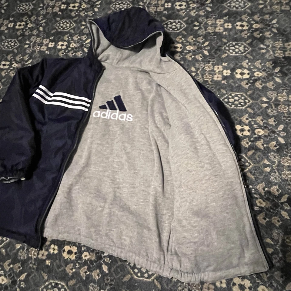 Chaqueta acolchada reversible con capucha XL retro azul marino vintage años 90 Y2K Adidas para hombre Foto 3 de 4