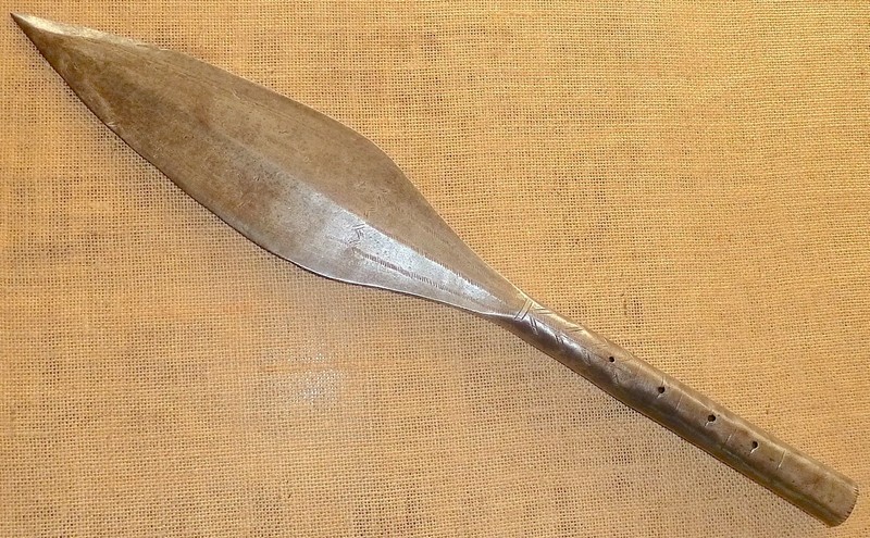 AFRICAN HAND FORGED ORNATE TRIBAL BATTLE HUNTING SPEAR HEAD 24 1/4" LONG BLADE